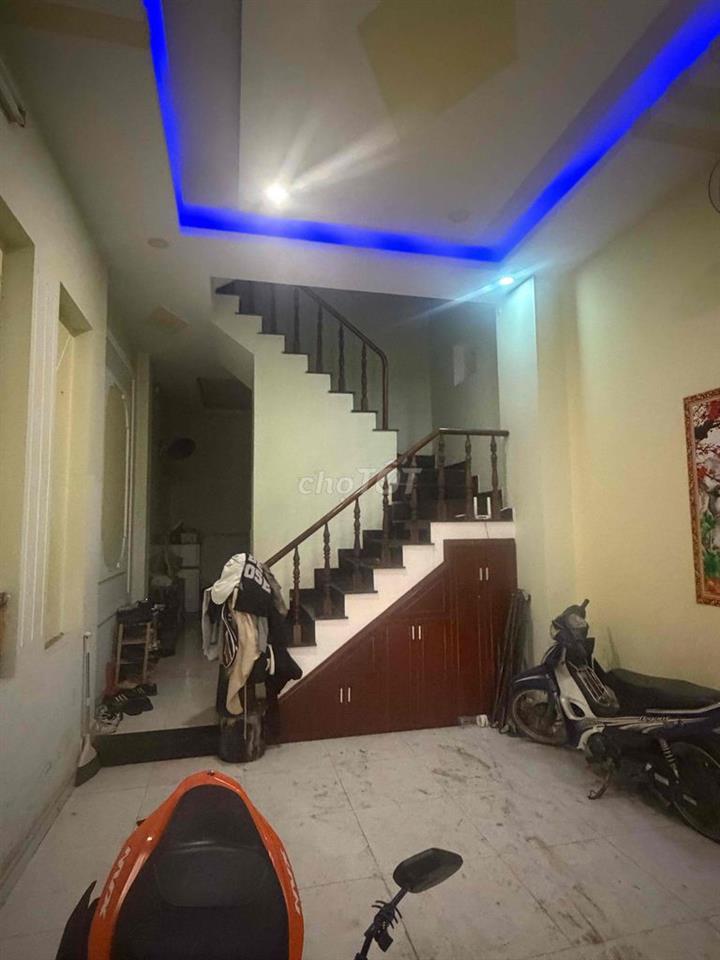 CHO THUÊ NHÀ 4 TẦNG – 4 PHÒNG NGỦ, 2 TOILET