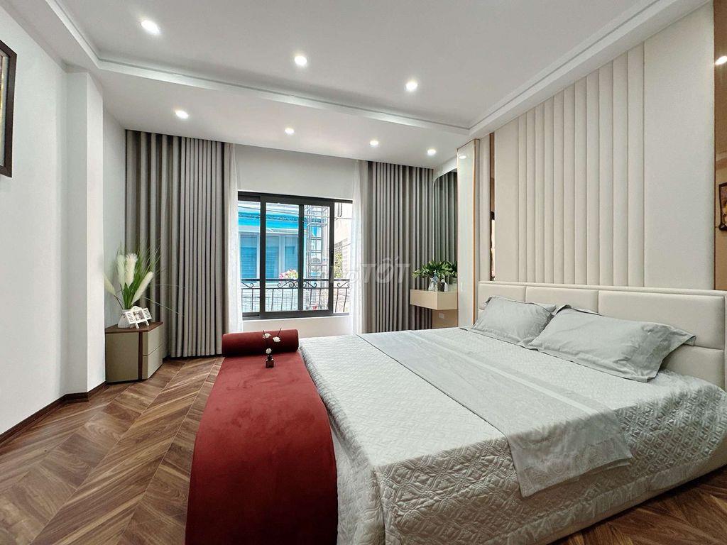 Nhà Mới Đẹp ôtô nhỏ đỗ cửa full nội thất chỉ việc kéo vali đến ở