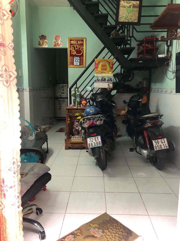 chính chủ cần bán căn nhỏ nhỏ đường TL29 quận 12 gần chợ cầu đồng
