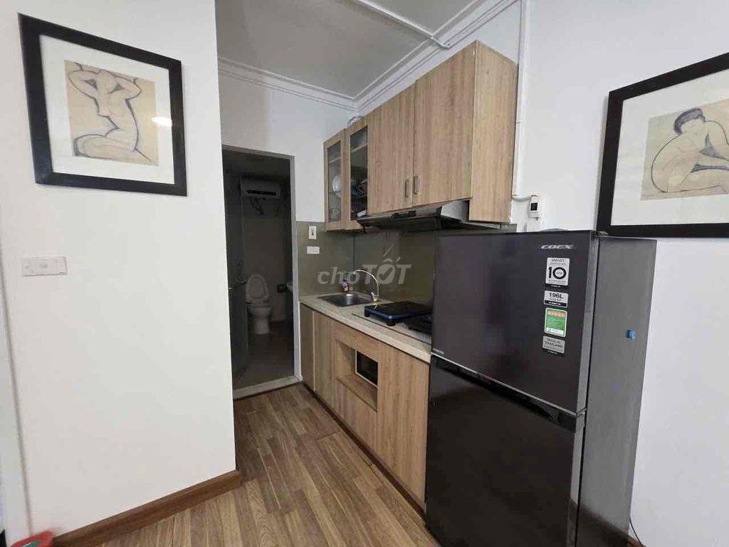 nhượng phòng studio ngõ 6 Quần Ngựa