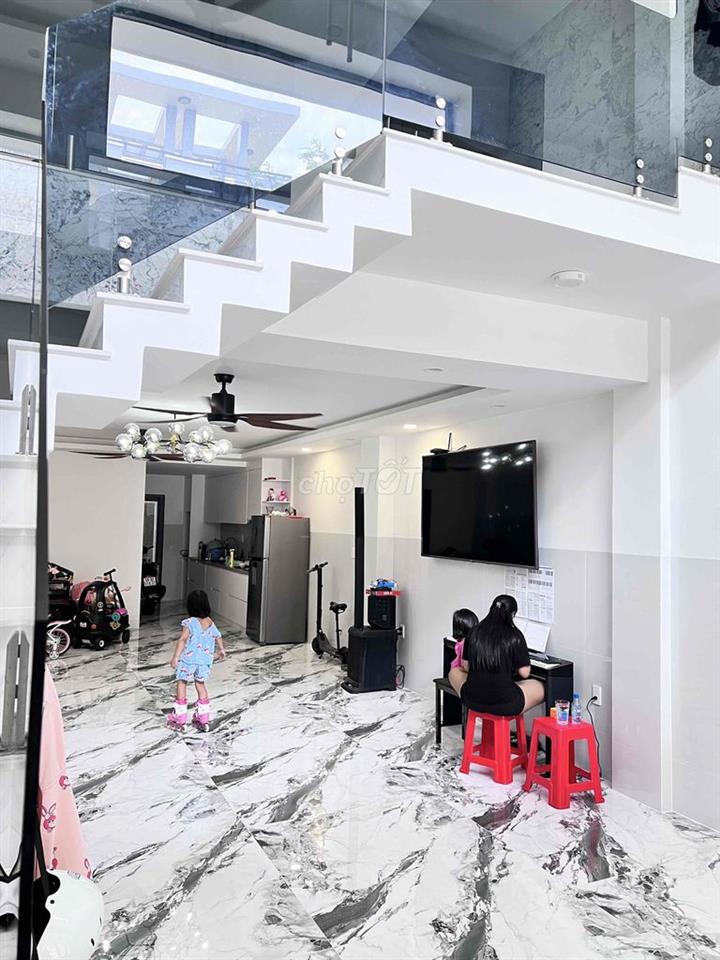 nhà mới vào ở ngay