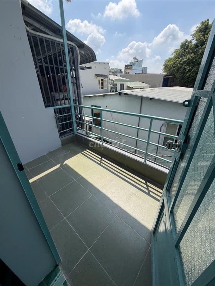 Nhà full nội thất tại Lê Văn Lương – 1PN, 2WC – Giá 10 triệu