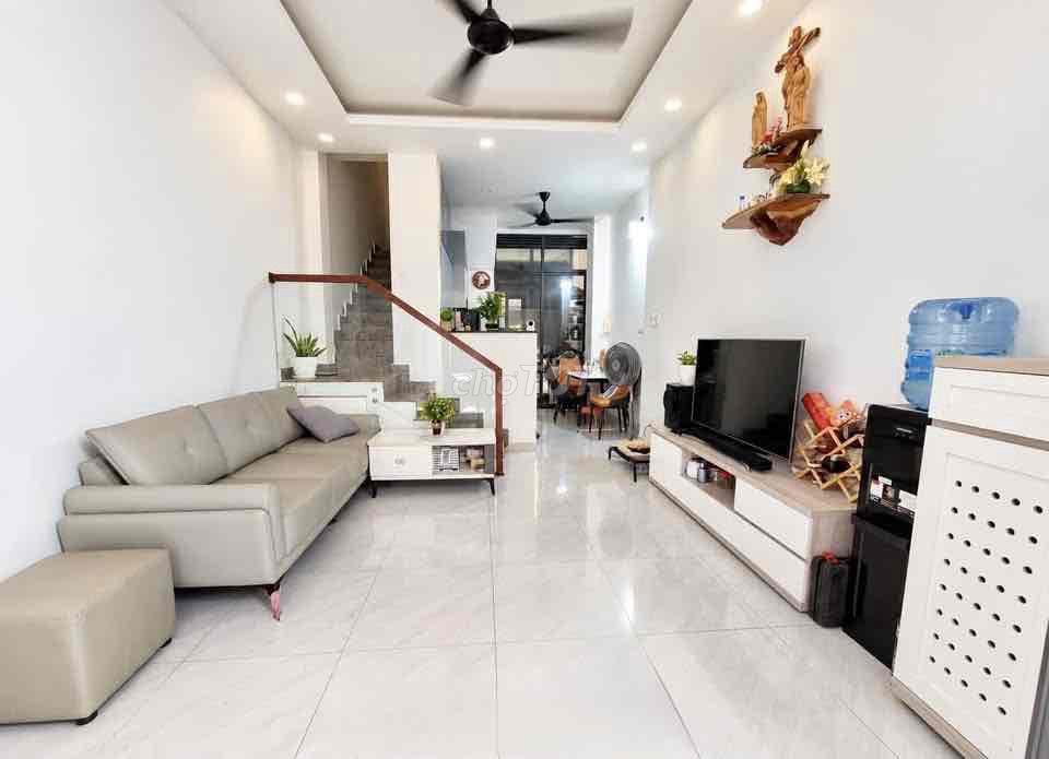 ĐỊNH CƯ CẦN BÁN NHÀ HOA SỨ,P2,PHÚ NHUẬN-GIÁ:5.15TỶ/67.6M2 (5.2x13M)