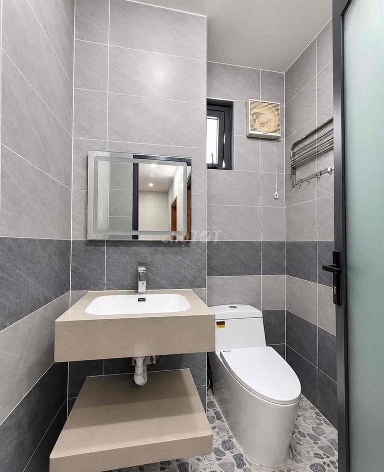 TÔI CẦN BÁN NHÀ VÕ THỊ SÁU,QUẬN 3-GIÁ:6.68TỶ/72M2 (6x12M) SẴN KD 28TR