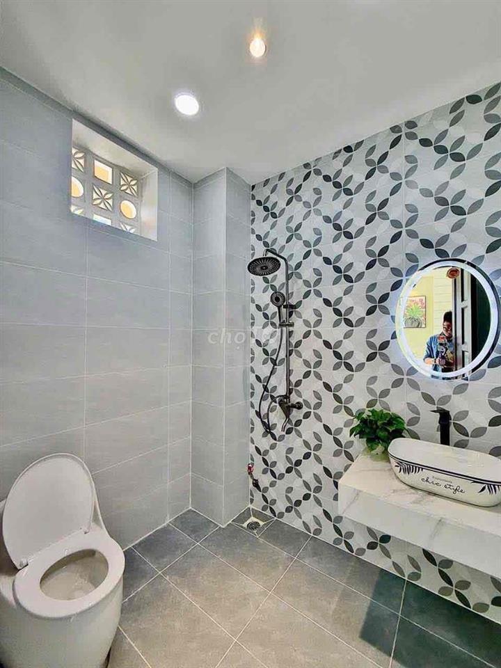 TÔI CẦN BÁN NHÀ LÝ CHÍNH THẮNG,QUẬN 3-GIÁ:6.1TỶ/63M2 (4.5x14M) CÓ SỔ