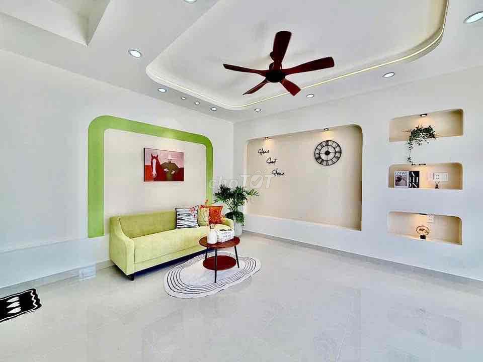 TÔI CẦN BÁN NHÀ LÝ CHÍNH THẮNG,QUẬN 3-GIÁ:6.1TỶ/63M2 (4.5x14M) CÓ SỔ