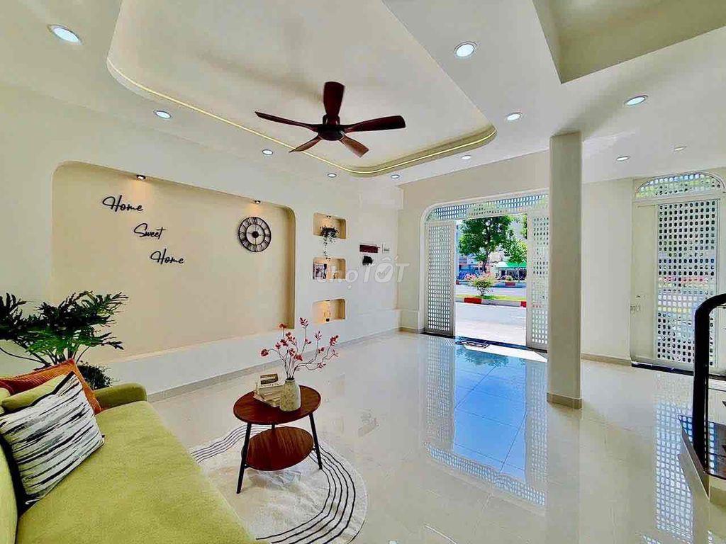 TÔI CẦN BÁN NHÀ LÝ CHÍNH THẮNG,QUẬN 3-GIÁ:6.1TỶ/63M2 (4.5x14M) CÓ SỔ