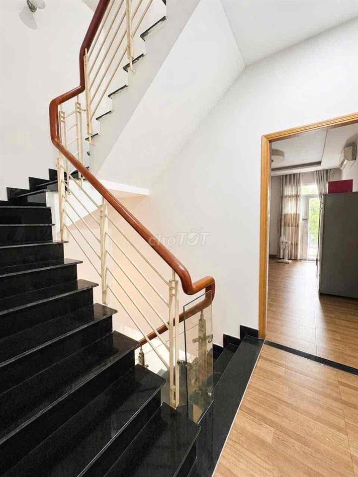 TÔI CẦN BÁN NHÀ HOÀNG SA, QUẬN 3-GIÁ:3.95TỶ/58M2 (4x14.5M) SẴN THUÊ