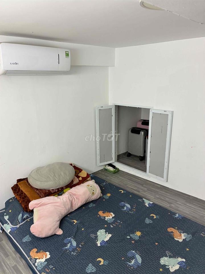 Cho thuê căn 2 phòng ngủ 1 phòng khách đầu tháng 10 trống