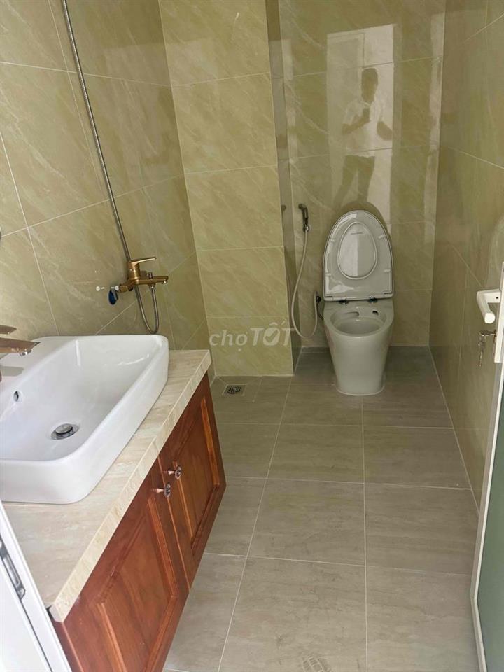 cho Thuê Nguyên căn 7 phòng ngủ . 1 trệt 3 lầu
