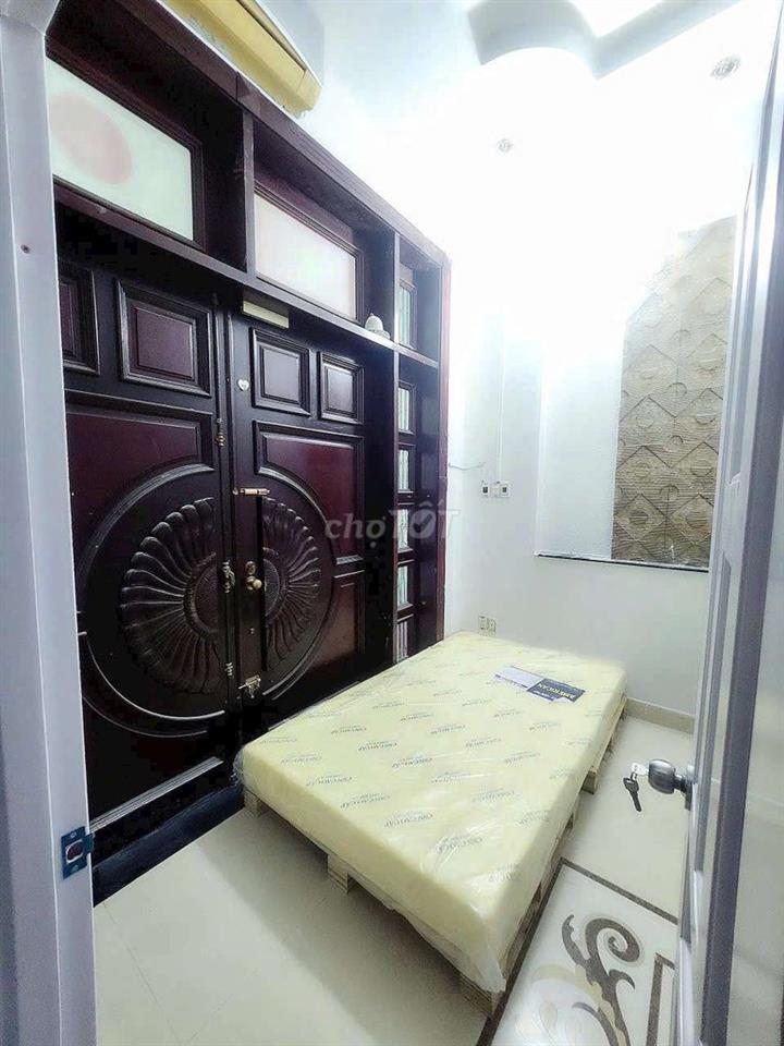 Phòng 30m2 gồm 2pn riêng có bếp full nội thất