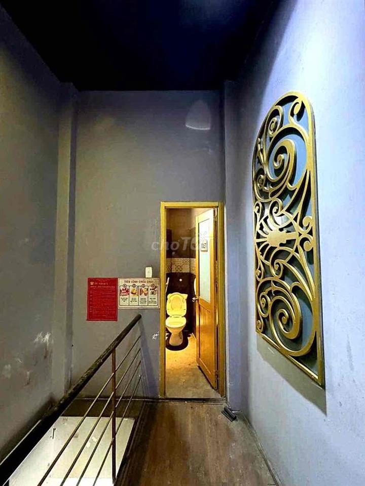 🏡 CHO THUÊ NHÀ GÓC 2 MẶT TIỀN — VỊ TRÍ VÀNG NGAY VÒNG XOAY ✨