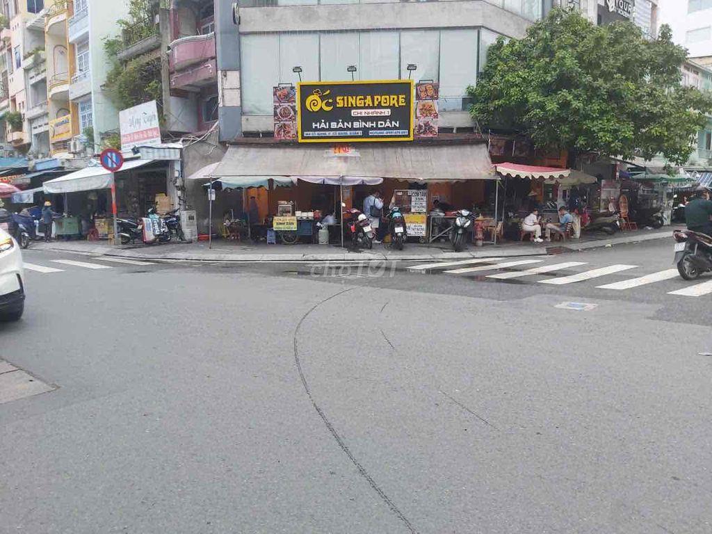 Cho thuê nhà góc 2 mặt tiền quận1