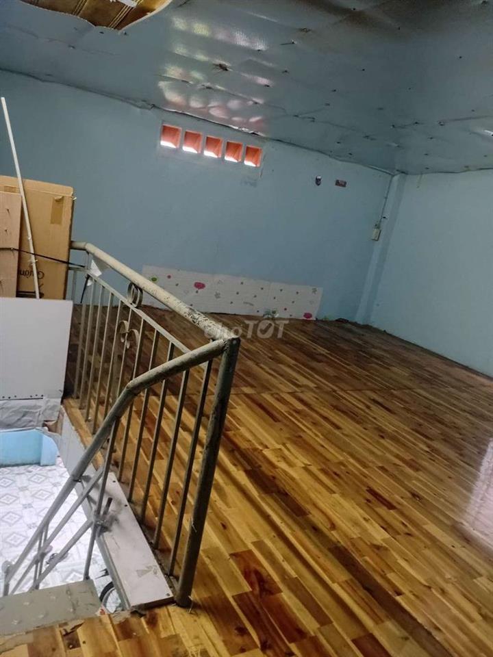 cho thuê nhà nguyên  căn,xã bà điểm, ng thị sóc.