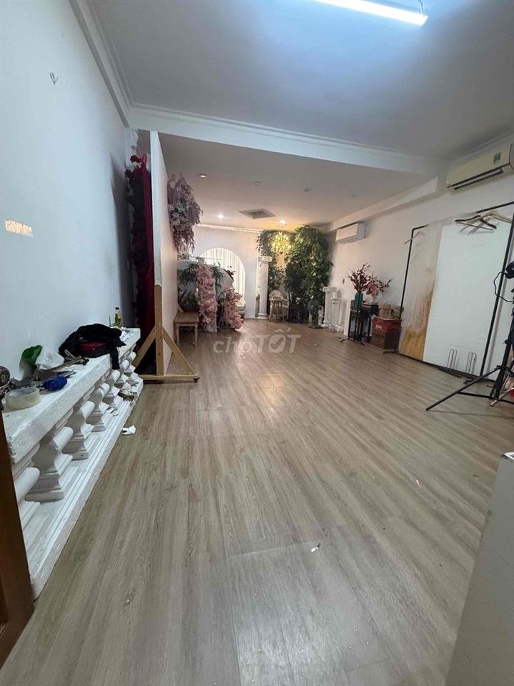 Cho thuê nhà 43 Nguyễn Trọng Tuyển, phú nhuận
