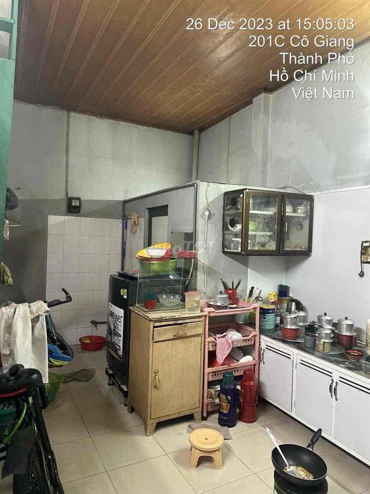 cần bán nhà