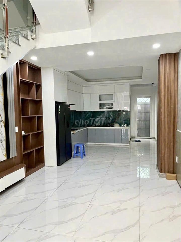 CHO THUÊ NHÀ MẶT TIỀN 176 NGUYỄN VĂN ĐẬU, BÌNH THẠNH – 4 LẦU – 45TRIỆU