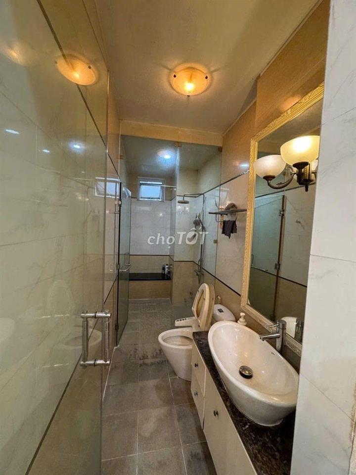 CHO THUÊ MT 497 LẠC LONG QUÂN, Q11 – TRỆT LỬNG 2 LẦU – 30 TRIỆU