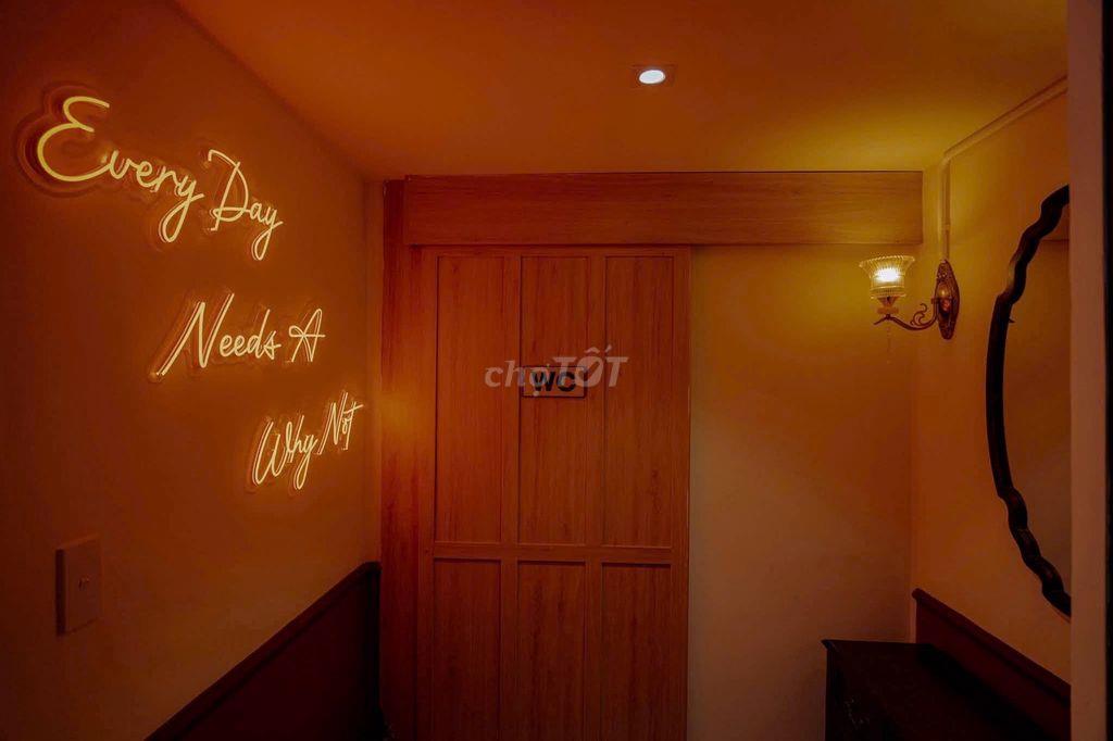 SANG QUÁN CAFE & BRUNCH 279 HOÀNG SA, Q1 – NGANG 10M