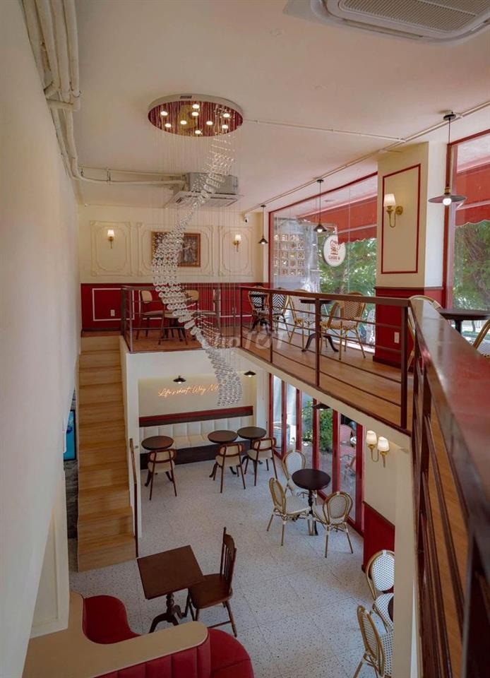 SANG QUÁN CAFE & BRUNCH 279 HOÀNG SA, Q1 – NGANG 10M