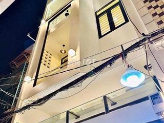 CHO THUÊ NHÀ 154/8 LÝ CHÍNH THẮNG, Q3 – 4PN, FULL NT – 30 TRIỆU