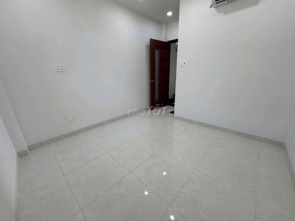 CHO THUÊ NHÀ 107/32 ĐIỆN BIÊN PHỦ, Q10 – 5PN – 20 TRIỆU