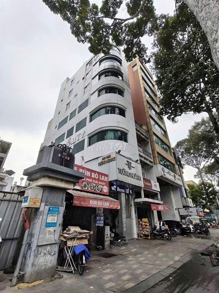 CHO THUÊ MẶT TIỀN 451 TRẦN HƯNG ĐẠO, Q1 – HẦM, 3 LẦU – 40 TRIỆU