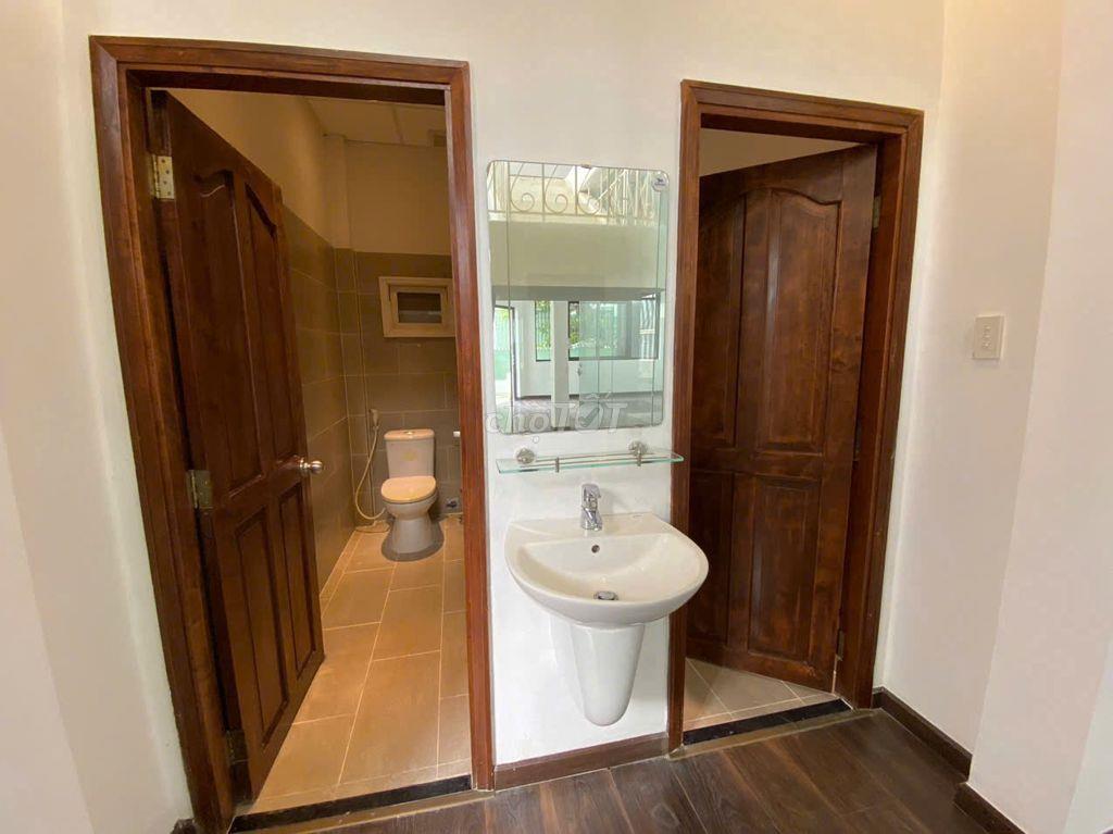 CHO THUÊ SÀN VP 70 NGUYỄN TRỌNG TUYỂN, PHÚ NHUẬN – 140M² – 20TR
