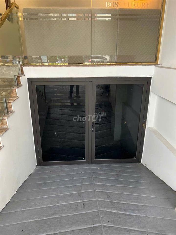 CHO THUÊ MẶT TIỀN 160 TRẦN HƯNG ĐẠO, Q1 – 6 LẦU – 60 TRIỆU