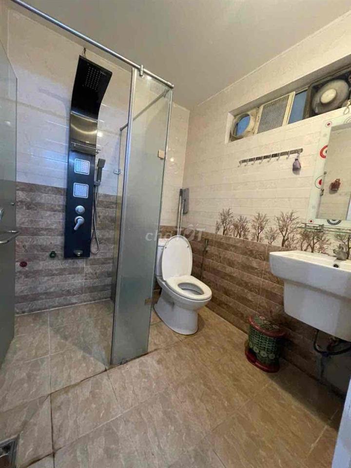 Cho thuê phòng trọ Quận 11 hẻm xe hơi đầy đủ nội thất