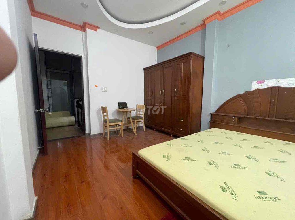 Cho thuê phòng trọ Quận 11 hẻm xe hơi đầy đủ nội thất