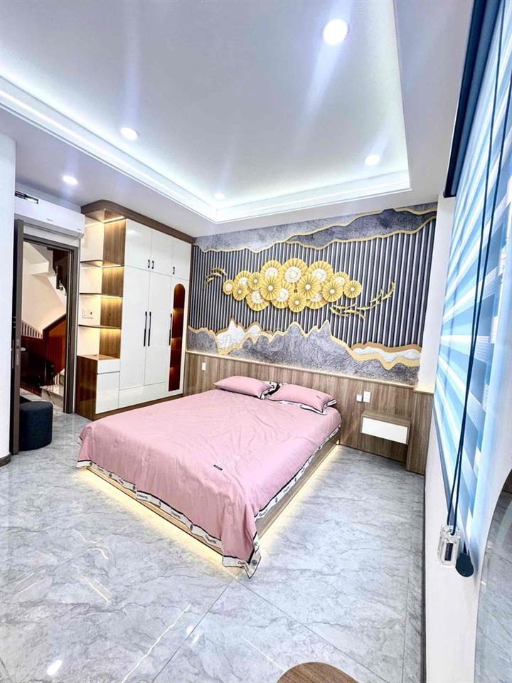 Bán Nhà Mới
