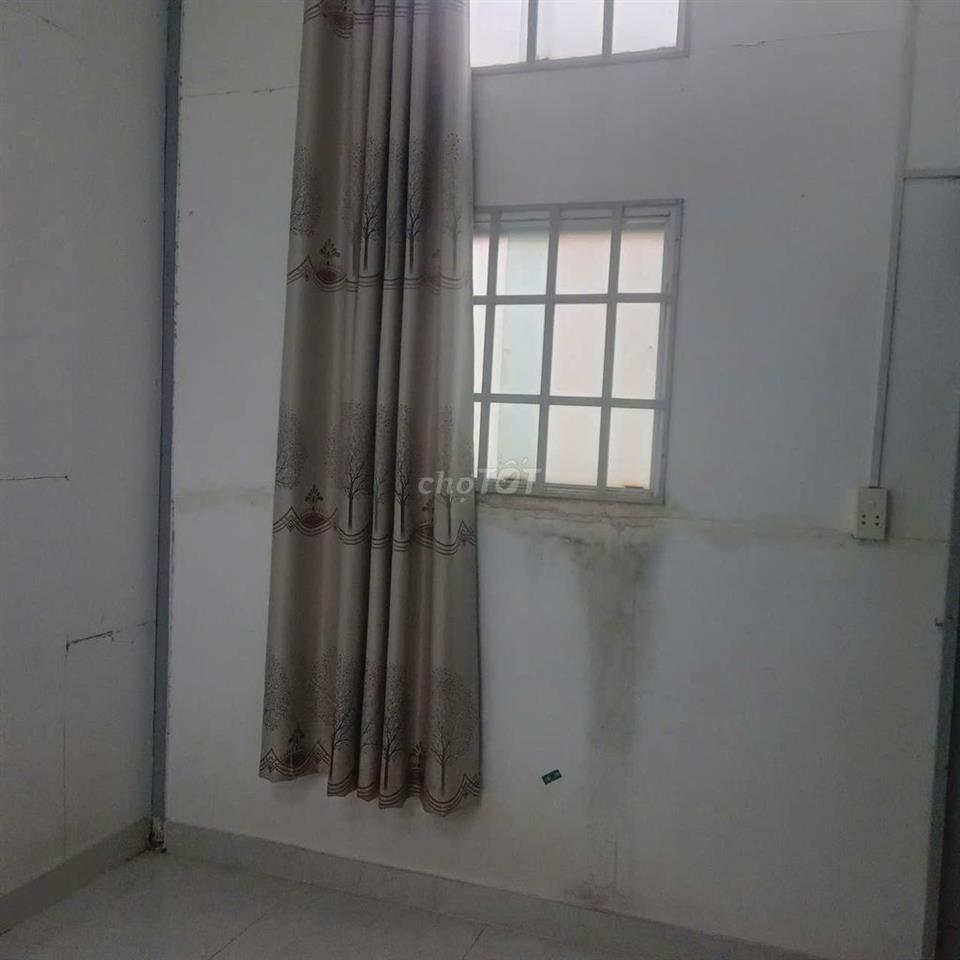 Phòng trọ lầu 2 giá mềm Quận 3
