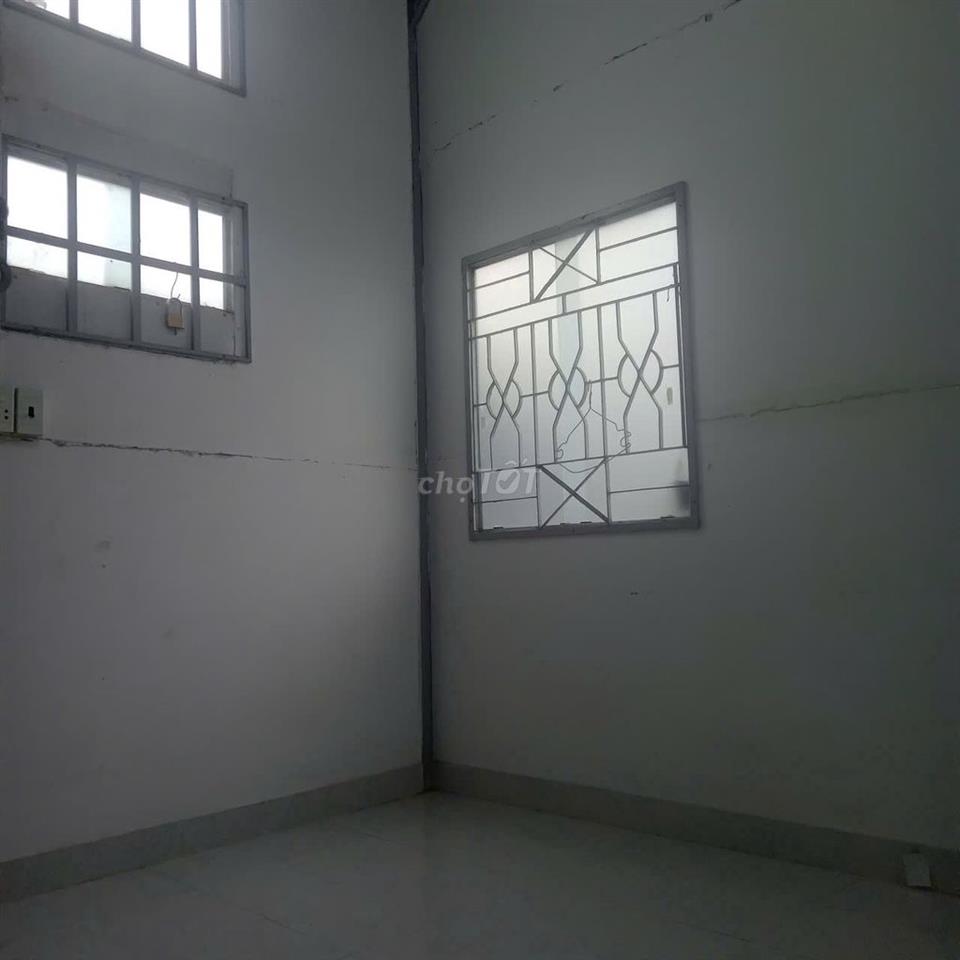 Phòng trọ lầu 2 giá mềm Quận 3