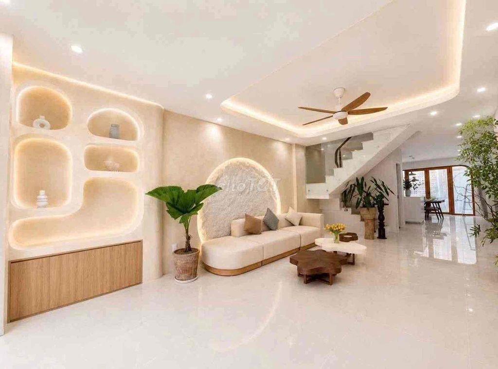 🚀SẬP GIÁ 11.9 TỶ! NHÀ 3 TẦNG WABI SABI MẶT TIỀN 12M SÁT Q7-SỔ SẴN