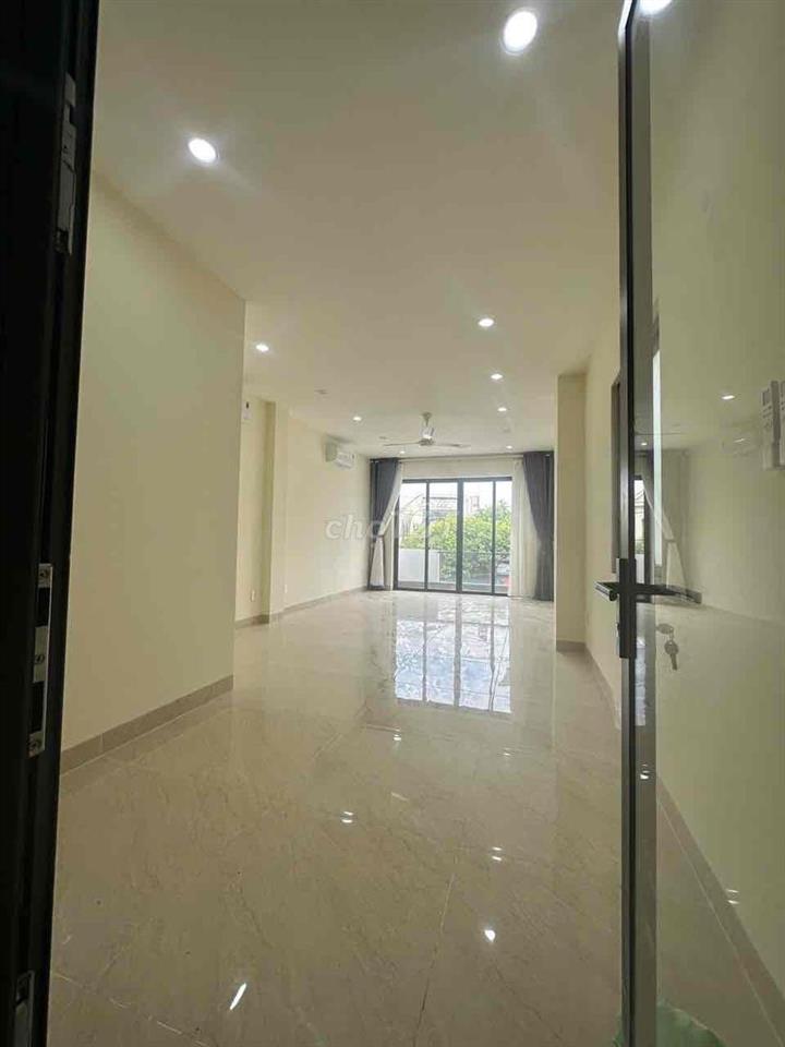 SỐC! BIỆT THỰ PHỐ ĐẸP NGỠ NGÀNG 4 TẦNG – 5PN – CHỈ 37TR TẠI LINH XUÂN,