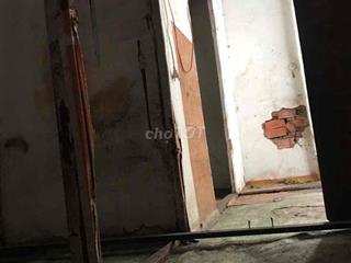 Nhà ở Tân Bình, lạc long quân