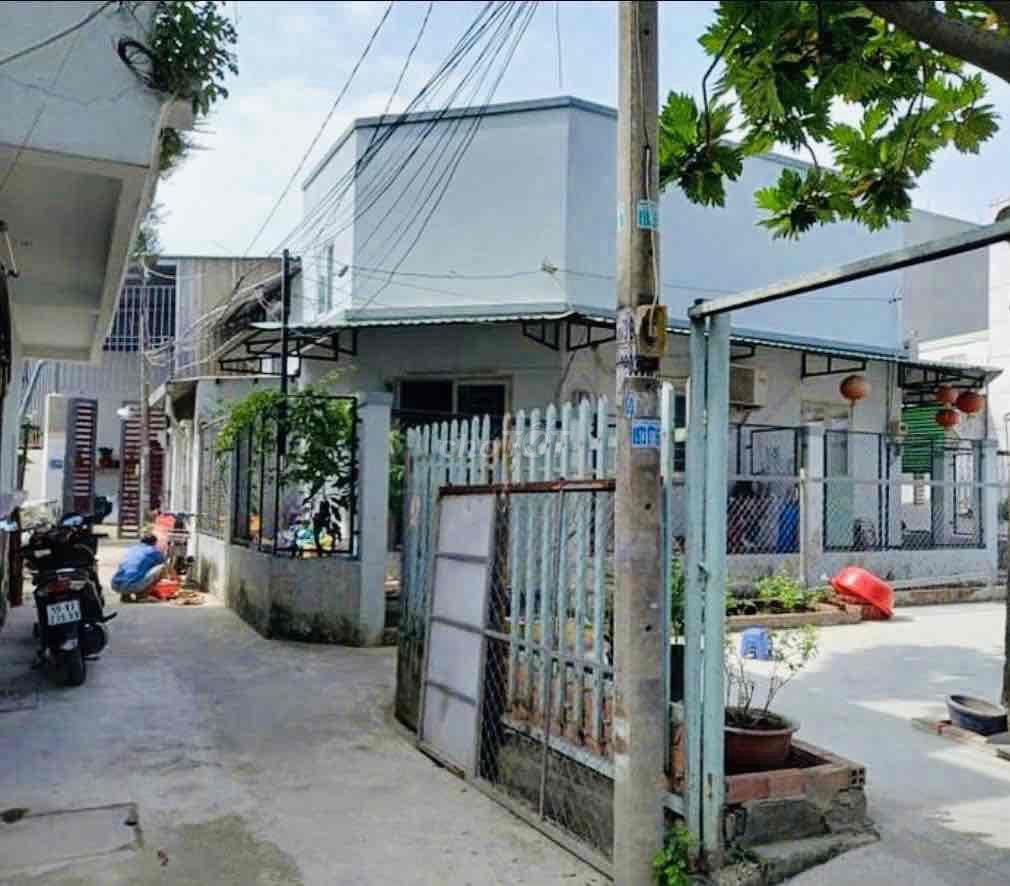 Nhà bán Hiệp Bình Phước