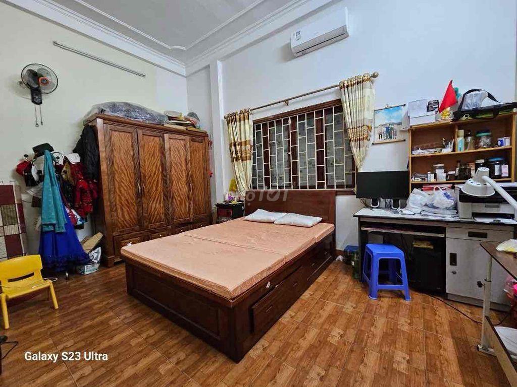 Bán Nhà Phố Thái Hà, Đống Đa. Dt: 40m x 6 tầng, thang máy. Giá 15.6tỷ