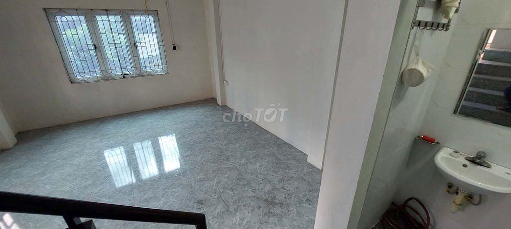 Chính chủ Cho Thuê Nhà Riêng ở ngõ Hà Trì 3, Hà Đông