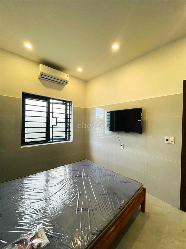 CHO THUÊ CĂN HỘ DỊCH VỤ 1 phòng ngủ có ban công thoáng full nội thất