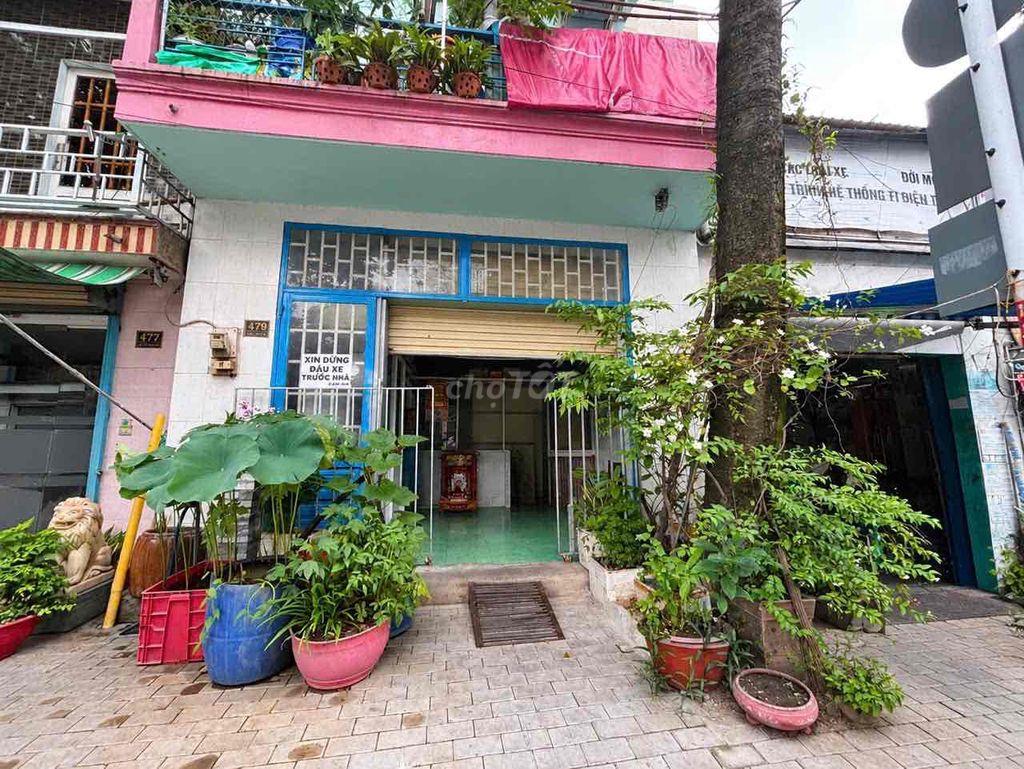 cần ra đi e nó ạ giá 5tỷ còn thương lượng