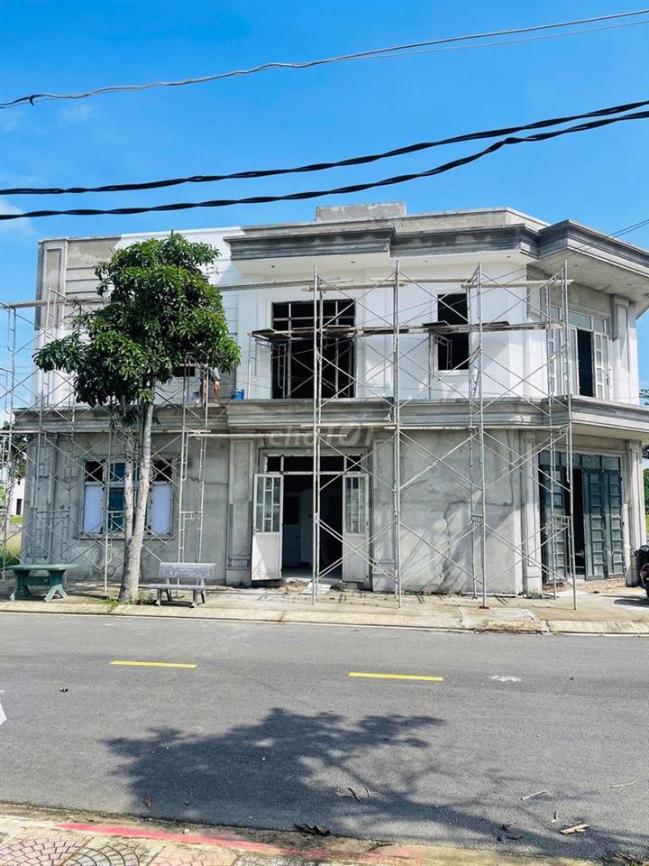 cần bán gấp lô đất trong kđt bắc sài gòn 75m2 đối diện công viên