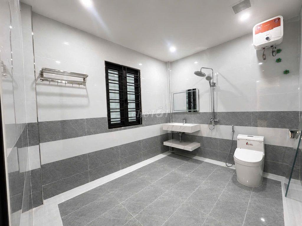 BÁN GẤP NHÀ MIẾU HAI XÃ, LÊ CHÂN, HẢI PHÒNG,DT 44m2x4 TẦNG, GIÁ 3,8 TỶ