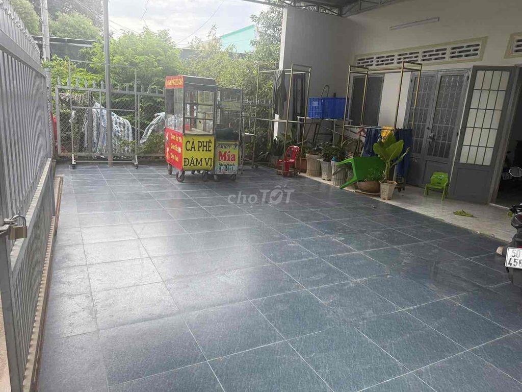 CHÍNH CHỦ BÁN NHÀ TRUNG TÂM CHỢ ĐẤT ĐỎ - CÁCH BIỂN 6km