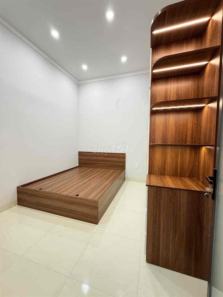 hạ giá nhà ngay khu đấu giá P.Thành Nhất