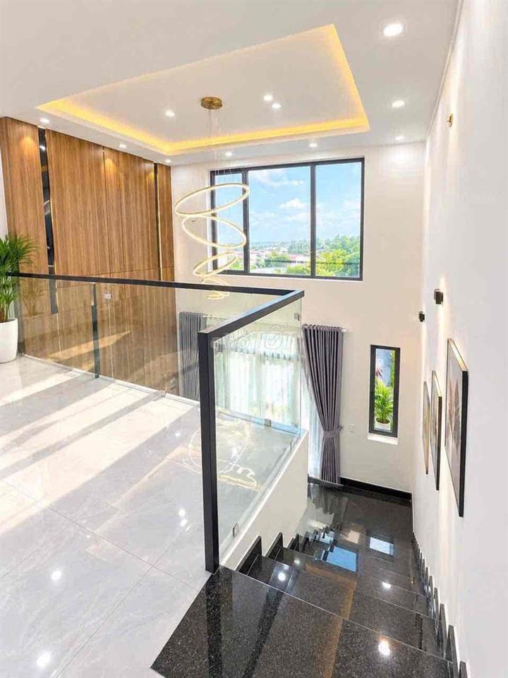 QUÁ RẺ LUÔN CHỈ 2 TỶ 690 TRIỆU Thôn4 cưebur cũ