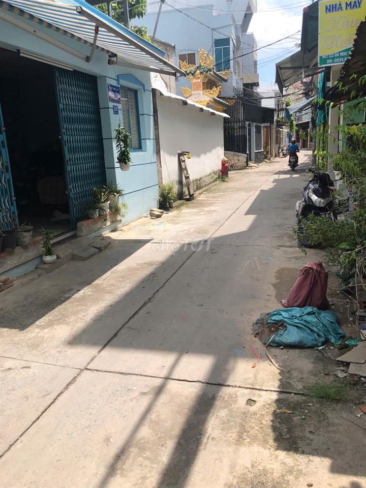 Nhà hoàn công, trung tâm ninh kiều