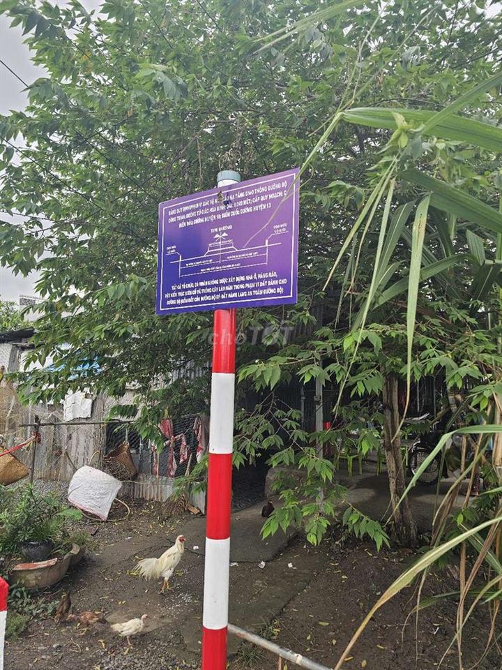đất mặt tiền tứ giác hòa bình