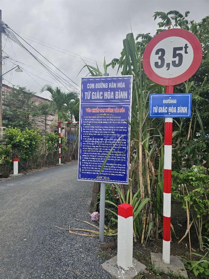 đất mặt tiền tứ giác hòa bình